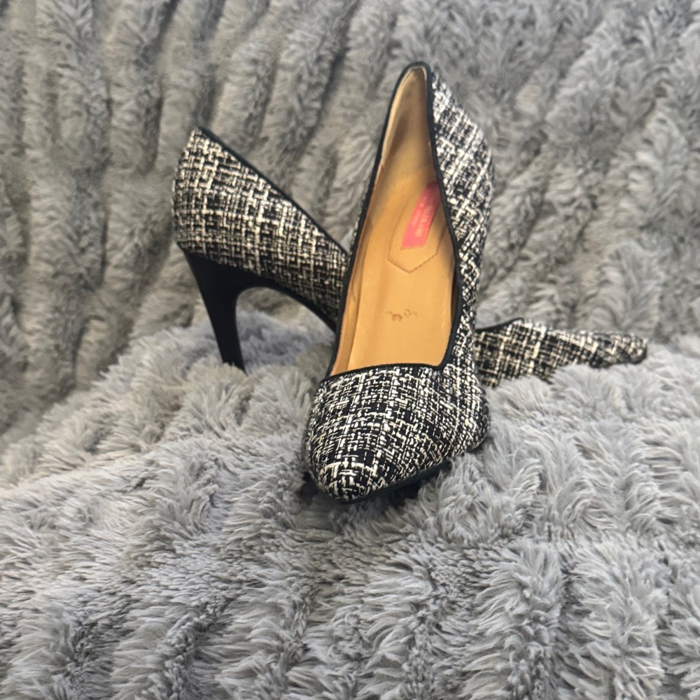 Isaac Mizrahi Monochrome Tweed Heels